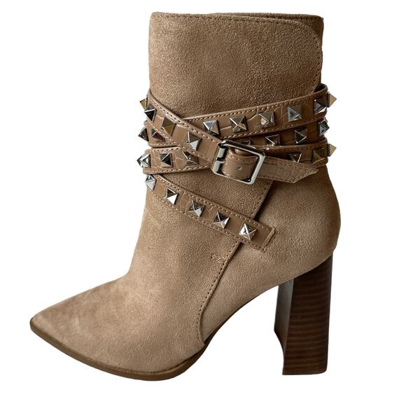 Steve Madden Boots Scandal Camel Beige Faux Suede Buckle Ankle Boot Women's Sz 5 - Picture 1 of 12